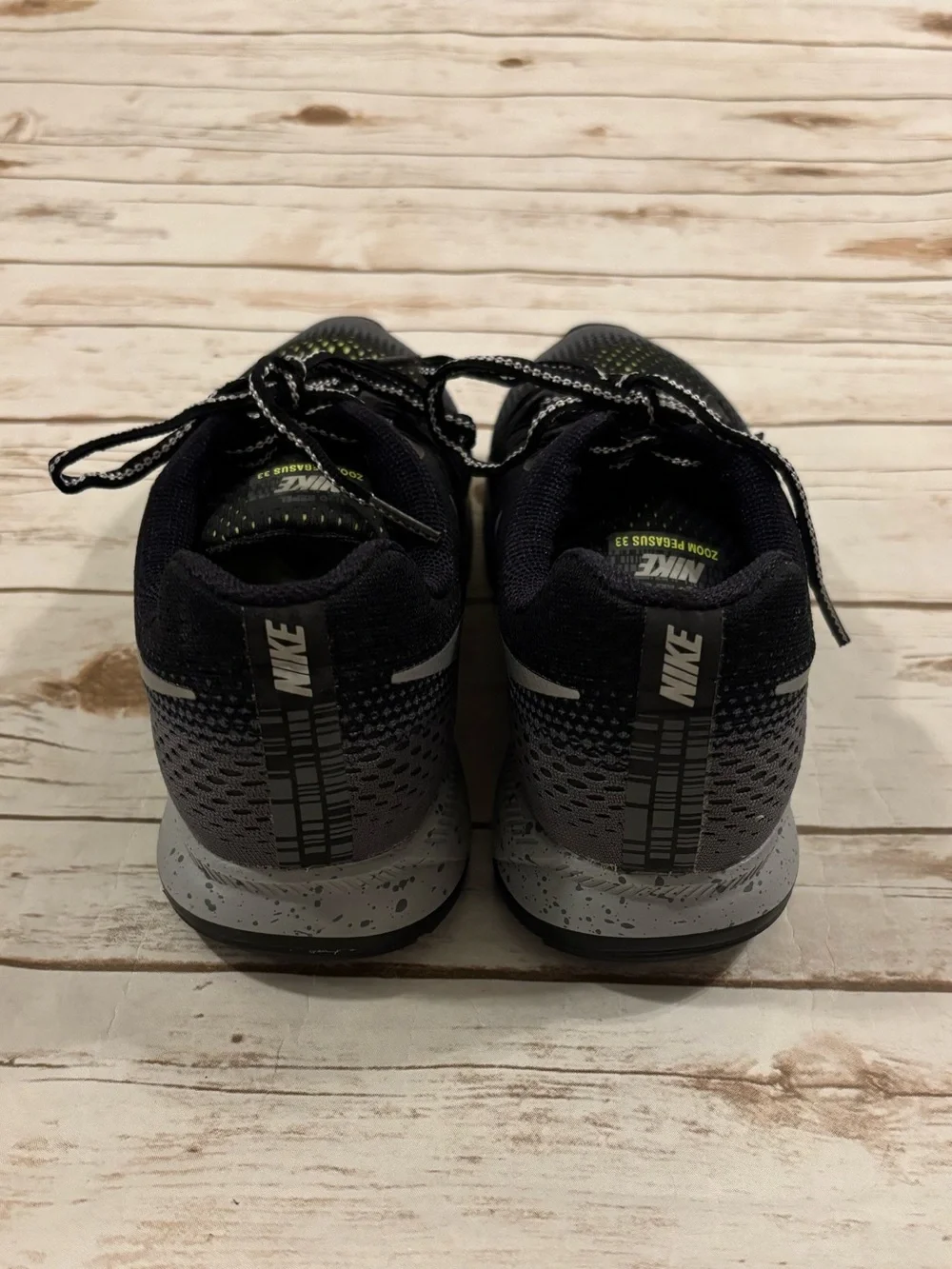 Nike Women’s 15 Pegasus 33 Shield Black/Metallic Silver-Dark Green 849567 001